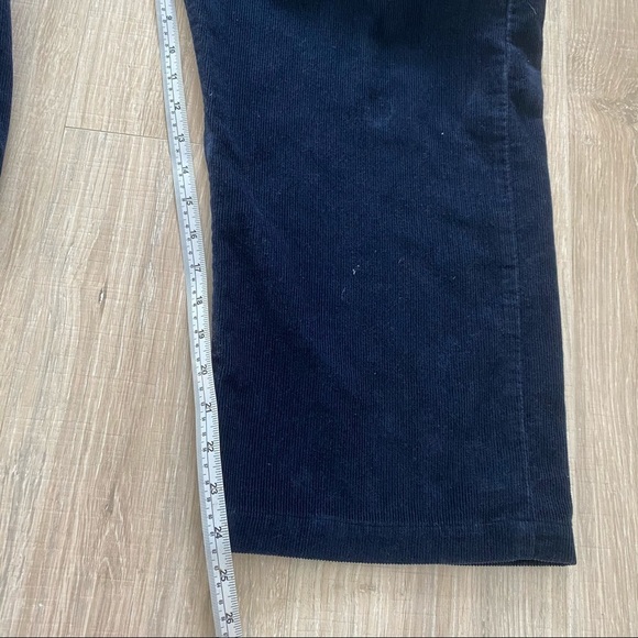 Levi’s 505 Regular Fit Straight Leg Corduroy Pants - Picture 6 of 10